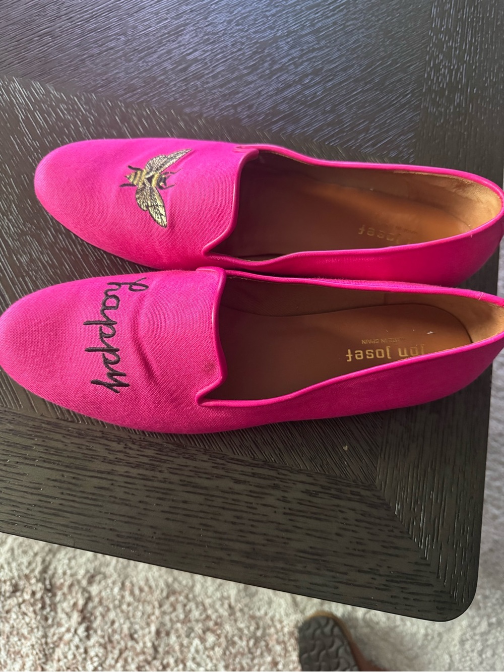 Women's Fuchsia Slip-On Flats with Embroidered Bee and 'Happy' Accent - Picture 2 of 10